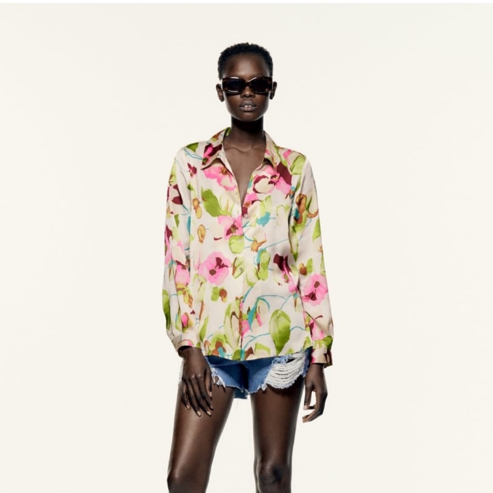 Zara floral blouse (size XS)